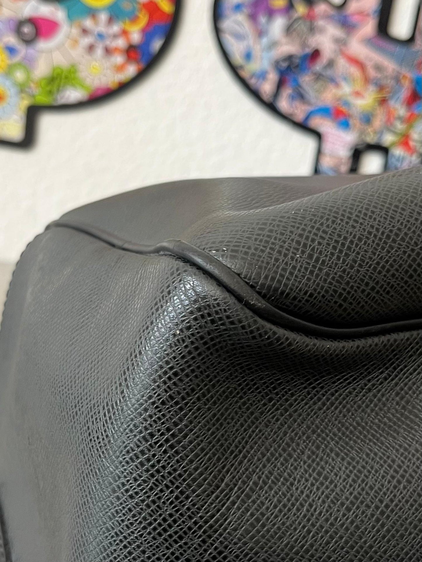 Louis Vuitton Kendall GM Taiga Leder