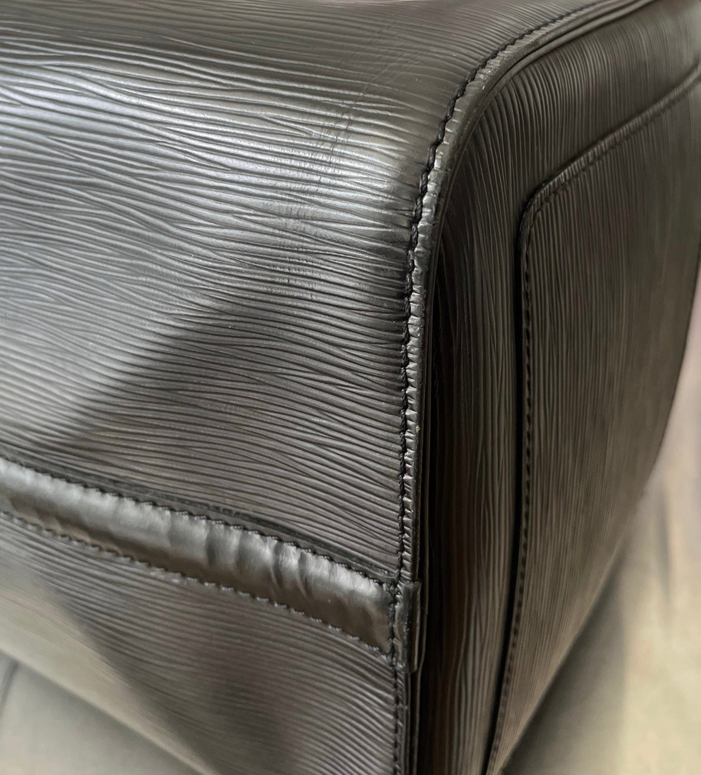 Louis Vuitton Keepall 45 Epi Leder