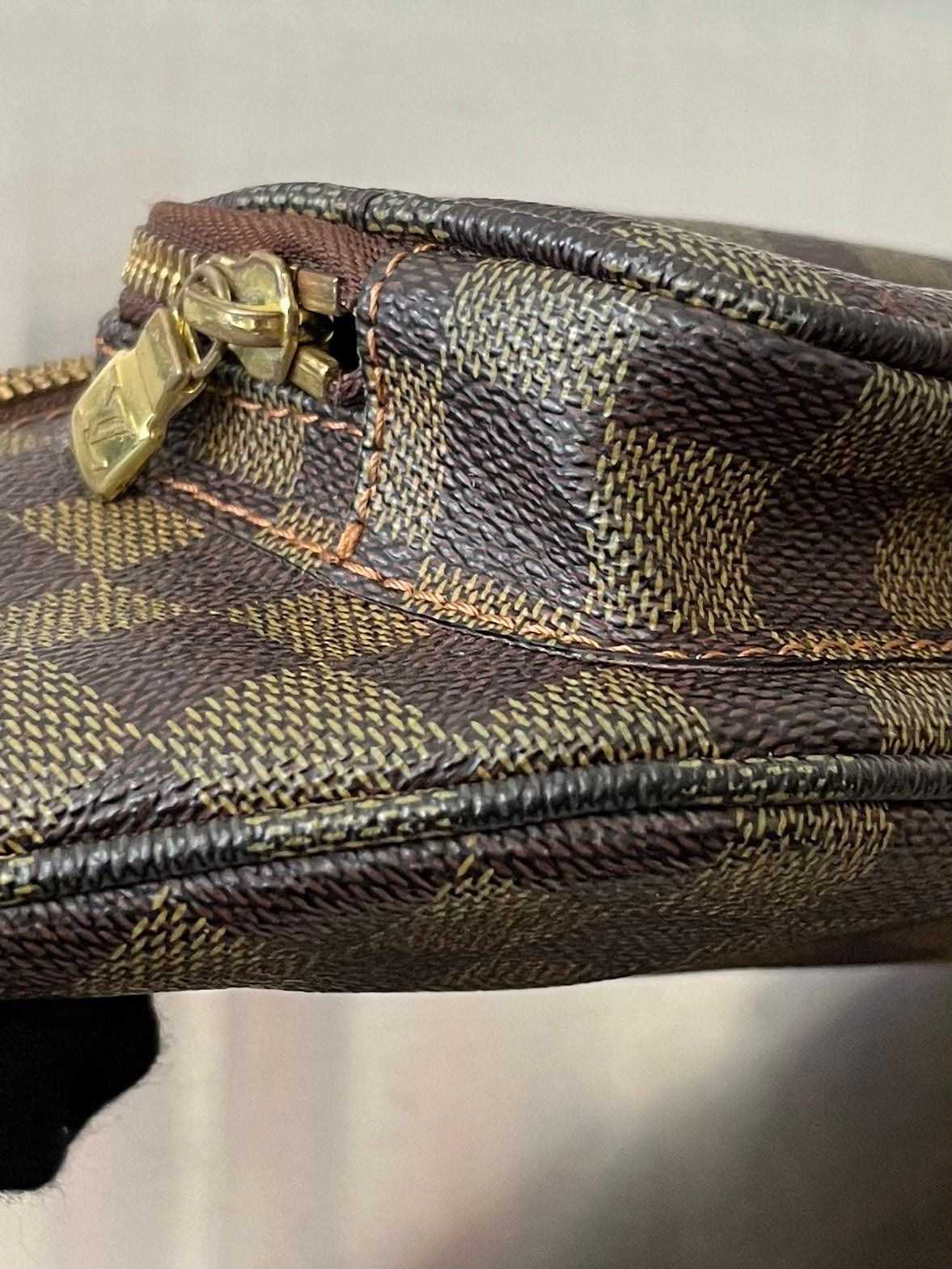 Louis Vuitton Melville Bum Bag Damier