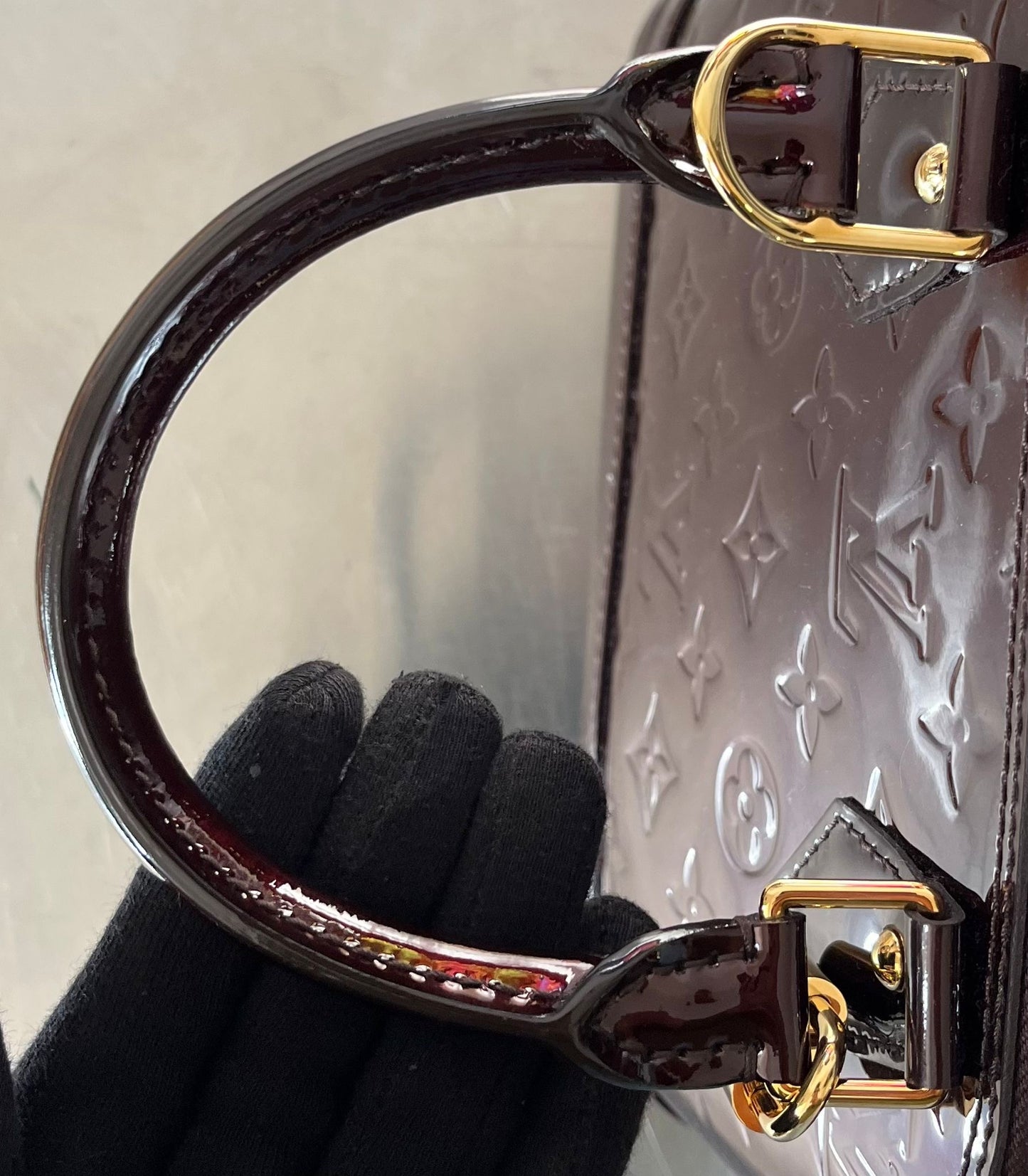 Louis Vuitton Alma BB Vernis