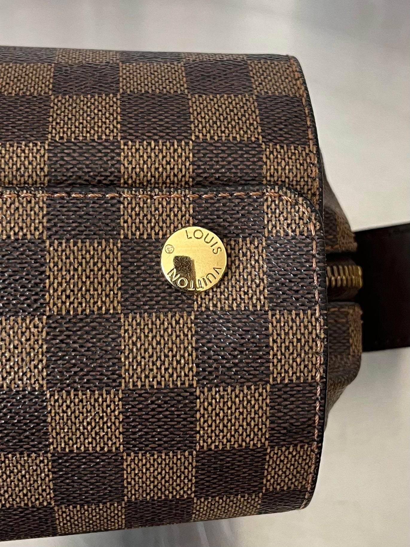 Louis Vuitton Naviglio Messenger