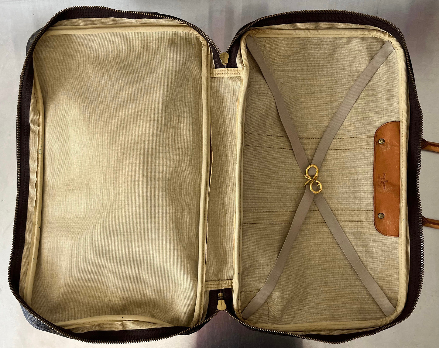 Louis Vuitton Sac Trois Posh 50