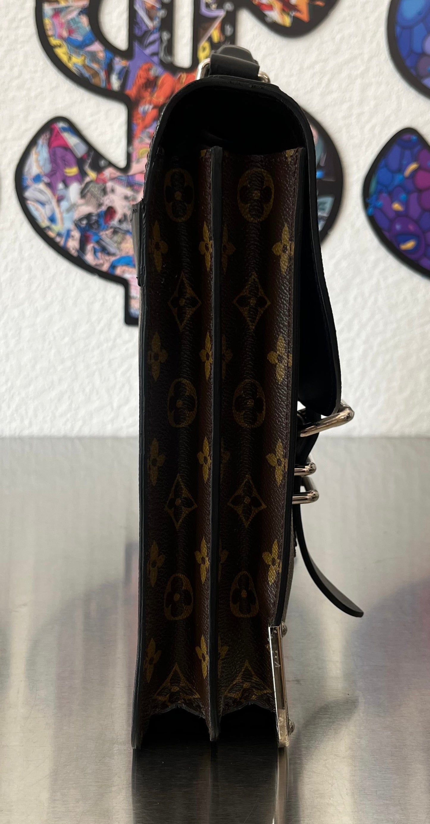 Louis Vuitton Larry Monogram Makassar
