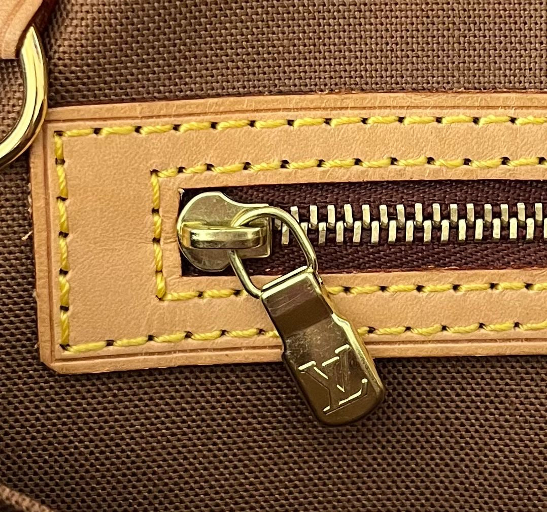 Louis Vuitton Porte Documents Pegase Monogram