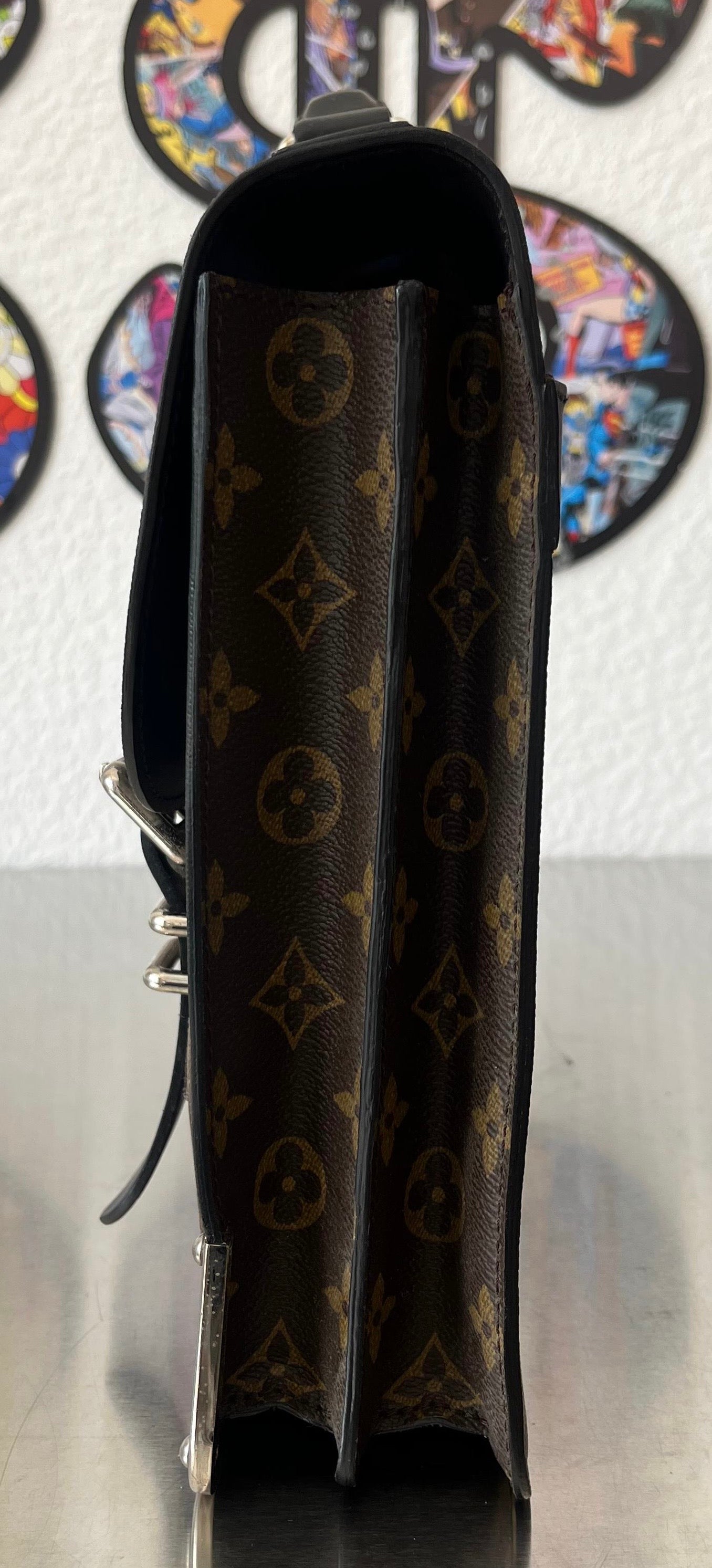 Louis Vuitton Larry Monogram Makassar