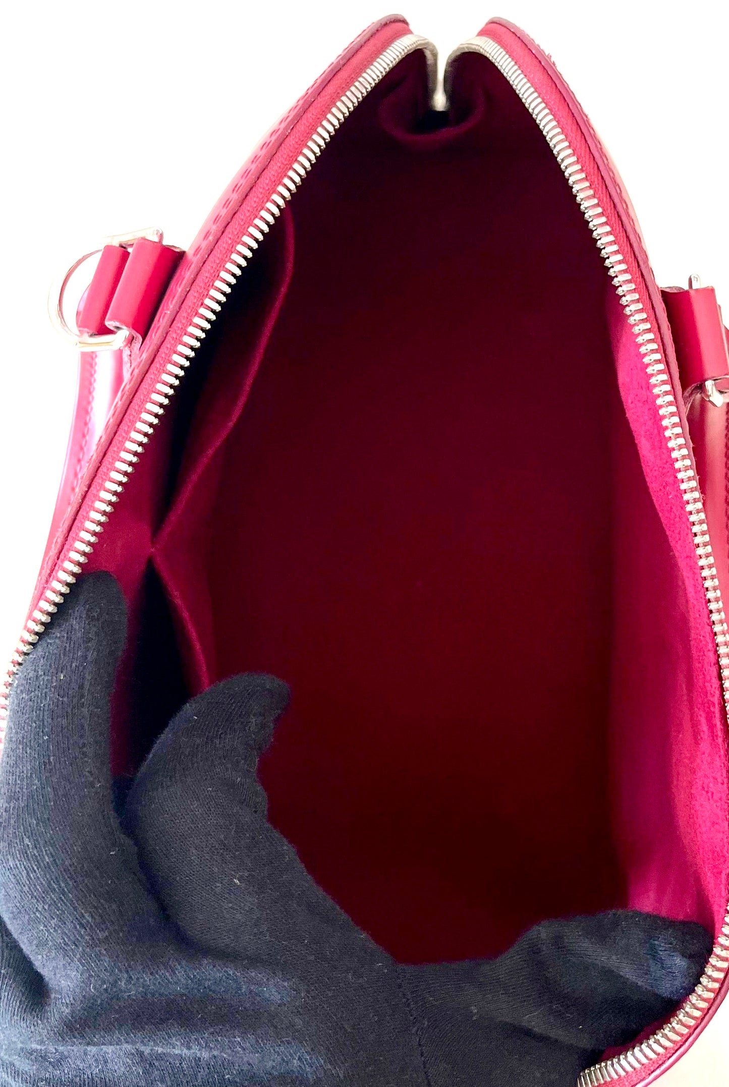 Louis Vuitton Alma PM Epi Fuchsia