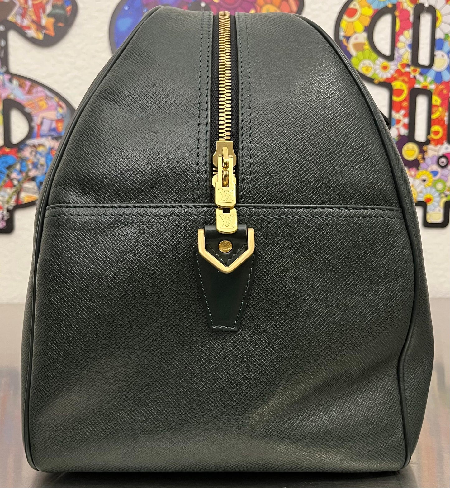 Louis Vuitton Kendall GM Taiga Leder