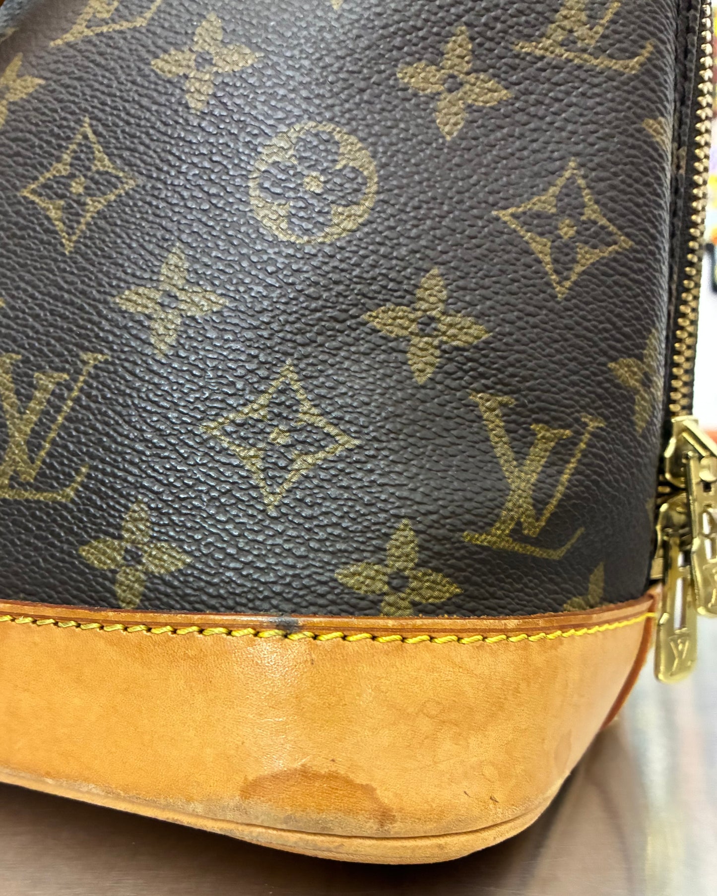 Louis Vuitton Alma PM