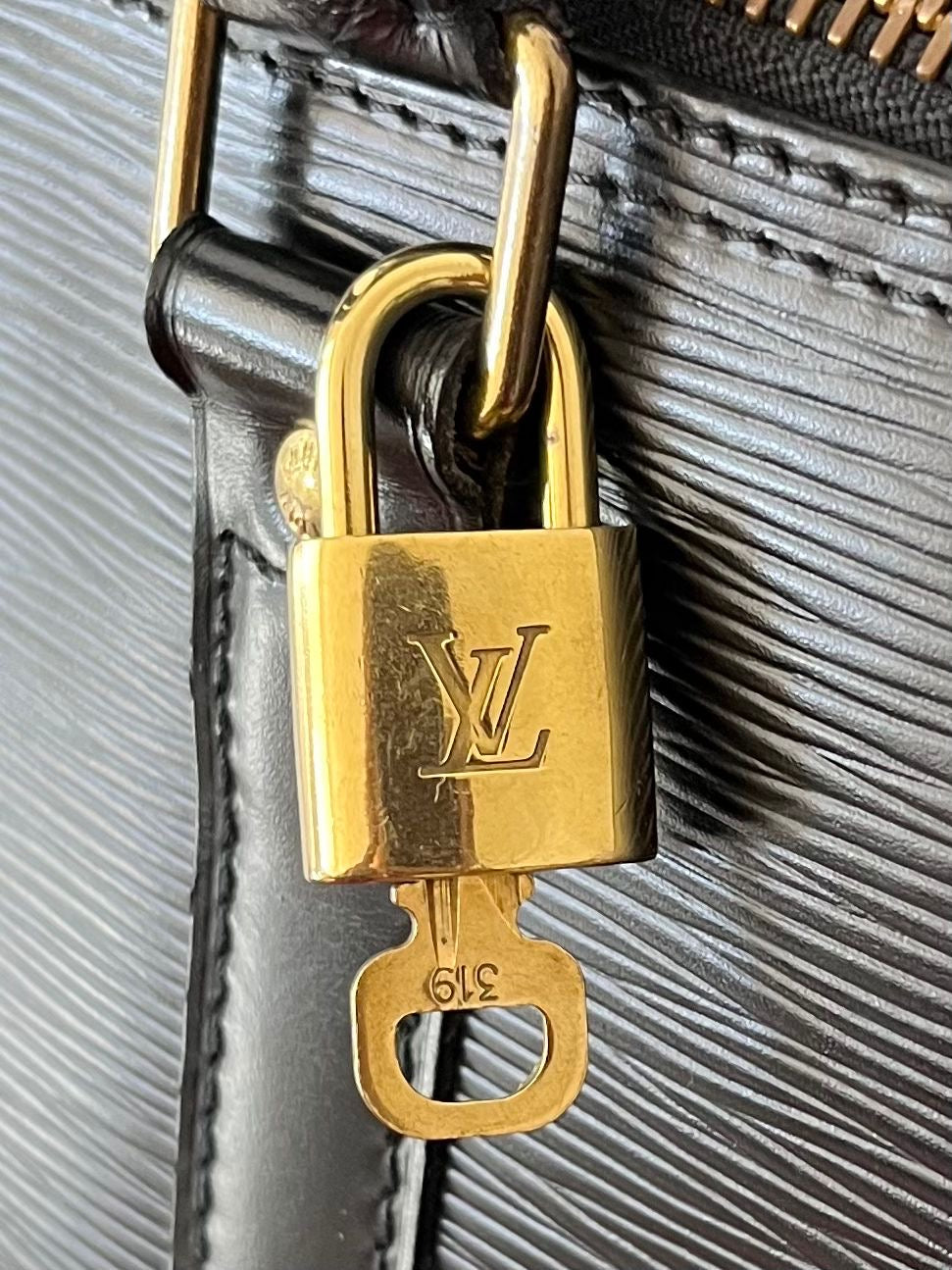 Louis Vuitton Keepall 55 Epi Leder