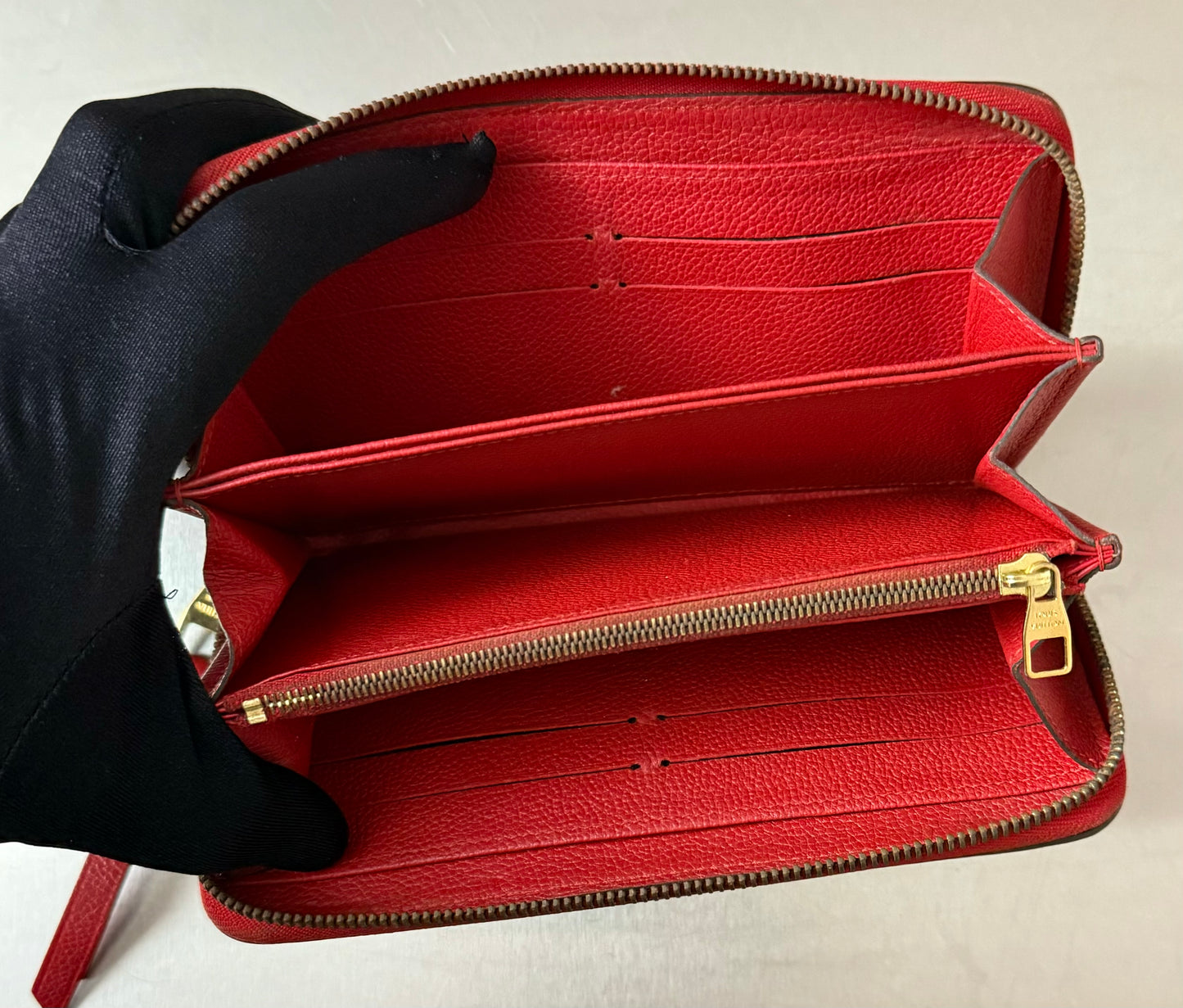 Louis Vuitton Zippy Monogram Empreinte Leder