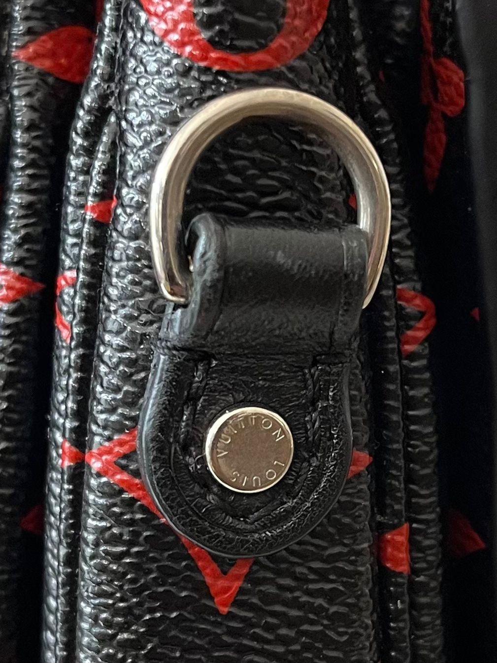 Louis Vuitton Metis Pochette Infrarouge (Limitiertes Modell)