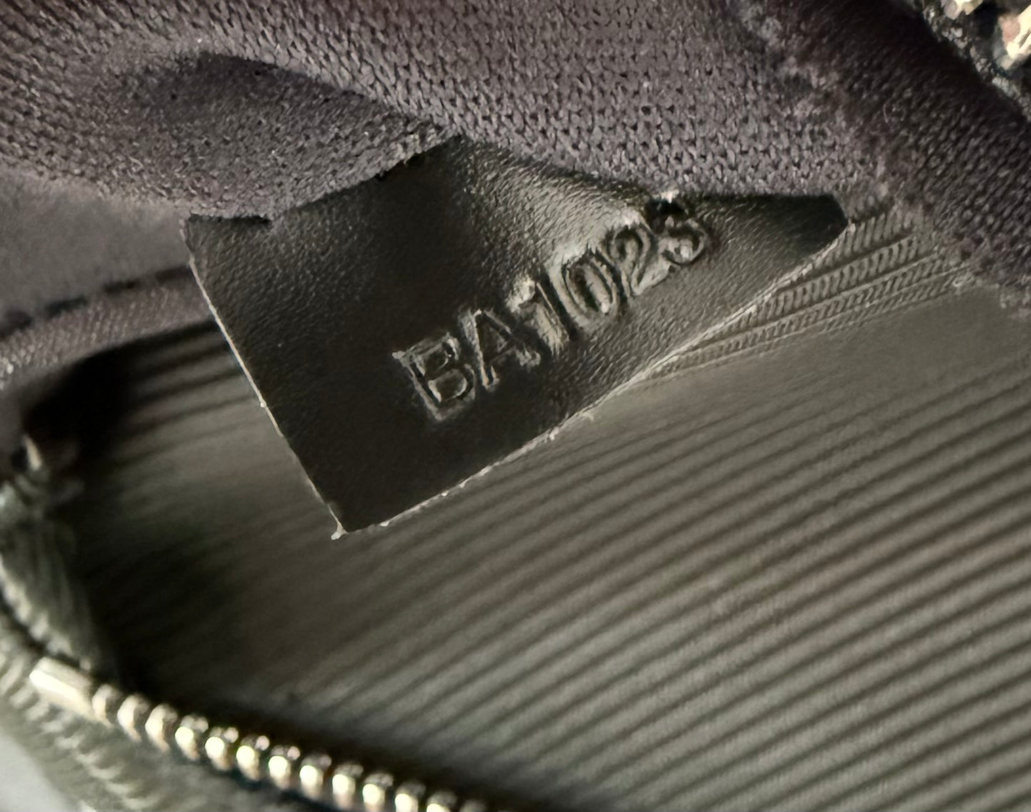 Louis Vuitton Cinq Cintre Kleidersack
