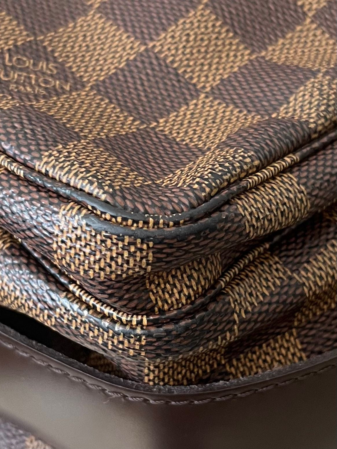 Louis Vuitton Naviglio Messenger