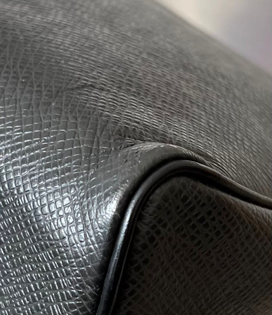 Louis Vuitton Trousse Toilette Taiga