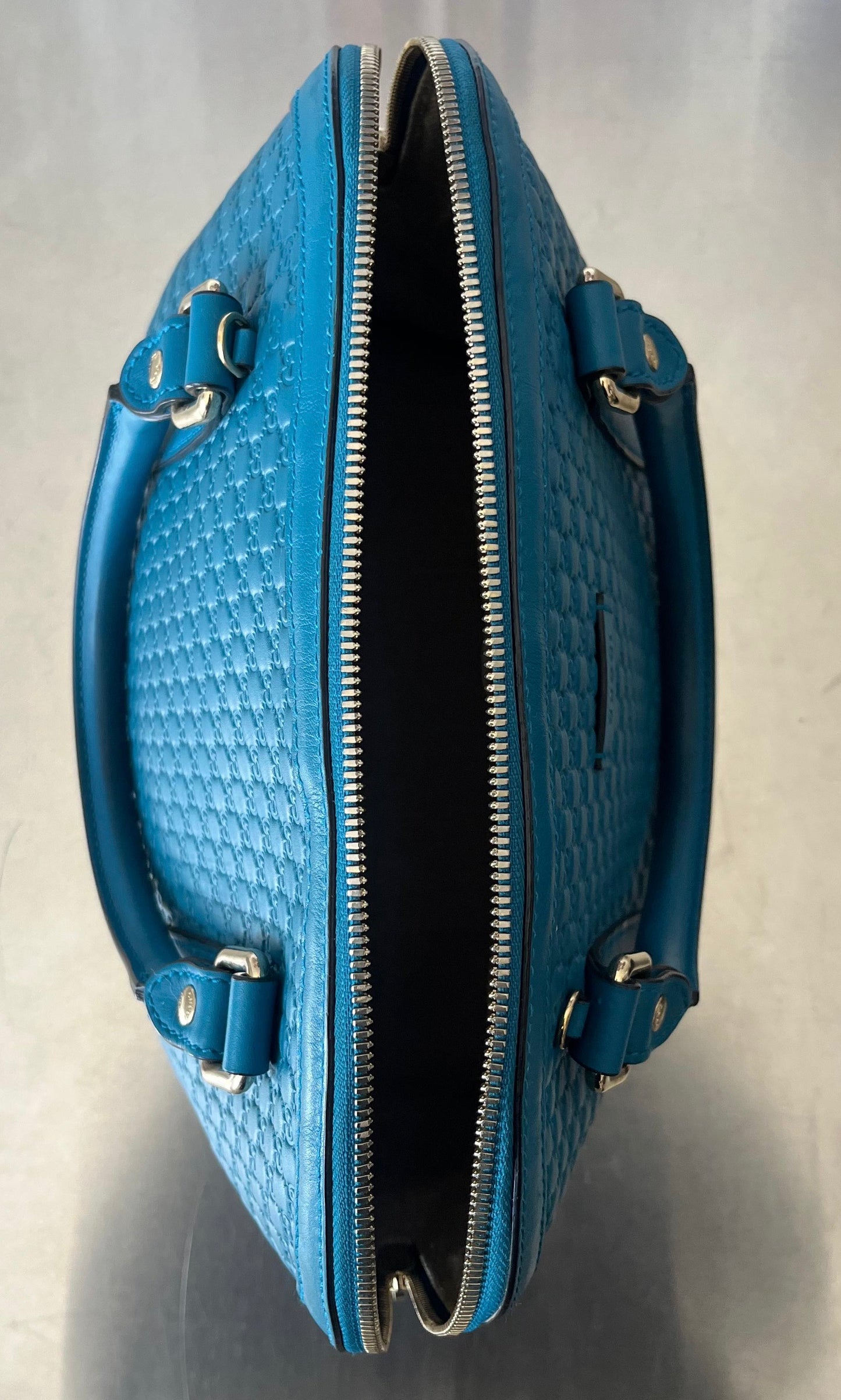 Gucci Micro Guccissima