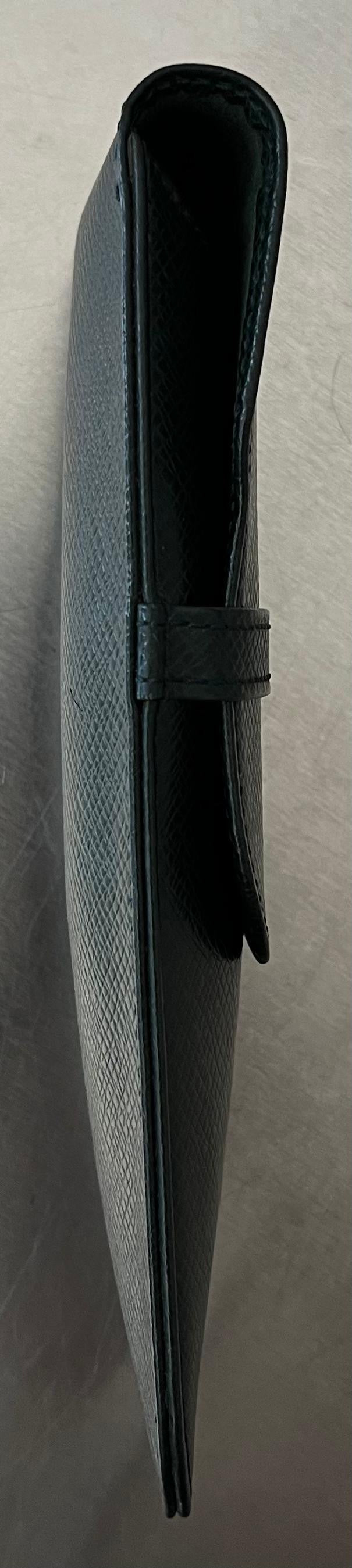 Louis Vuitton Stift-Etui Taiga