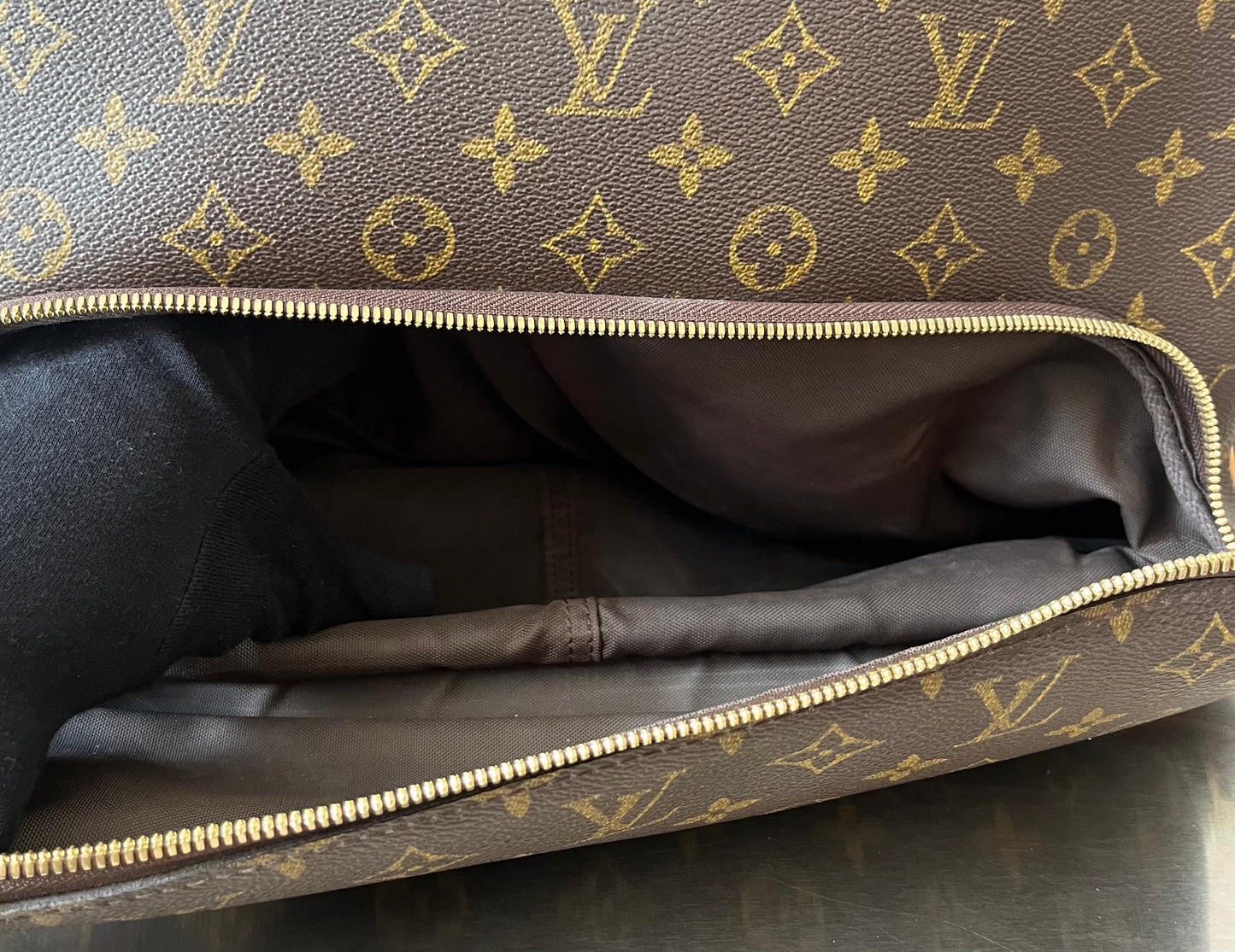 Louis Vuitton Evasion