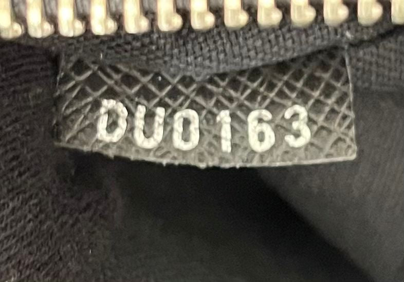 Louis Vuitton Roman PM Taiga Messenger