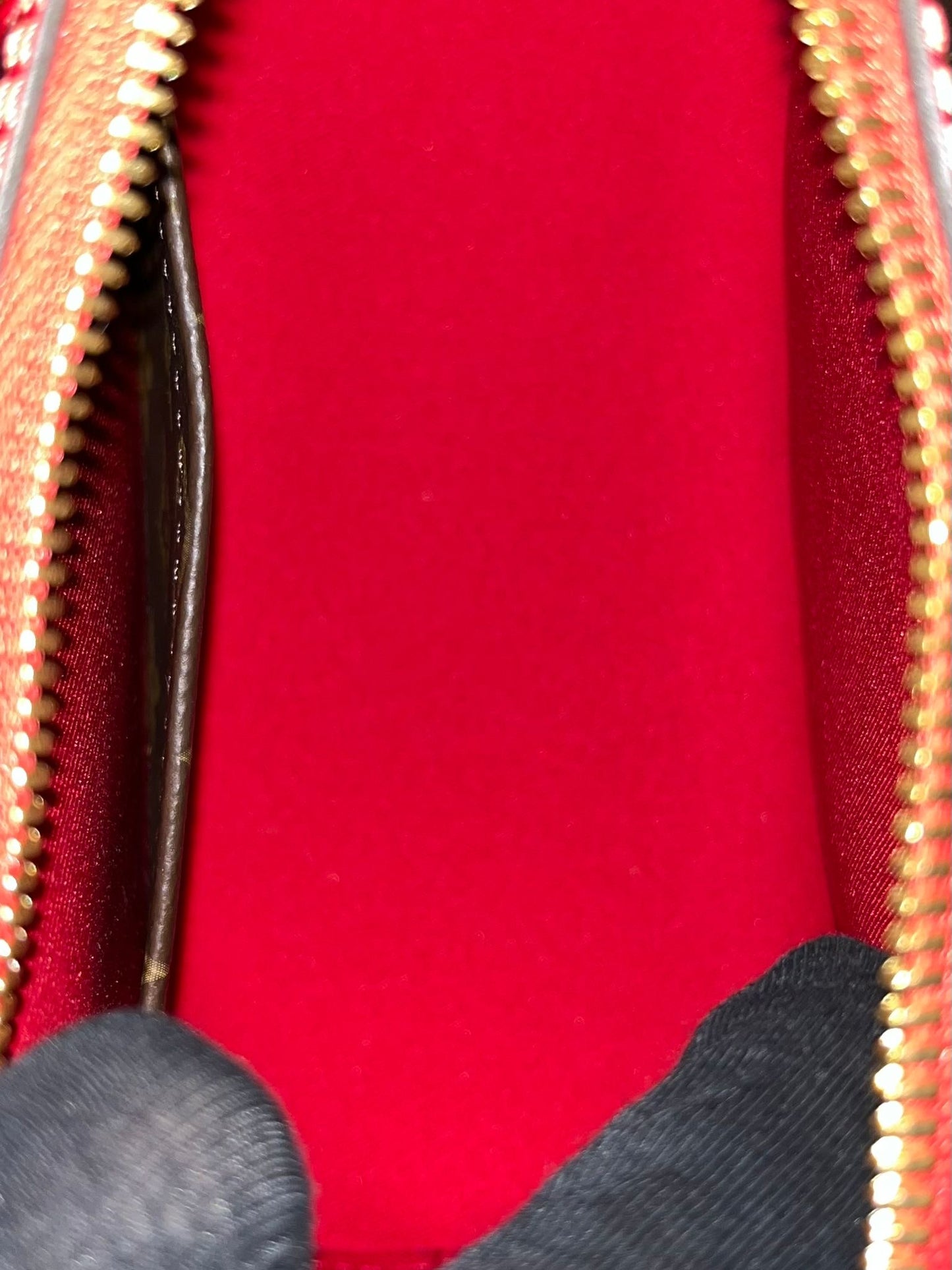 Louis Vuitton Alma BB Vernis Miroir Rot
