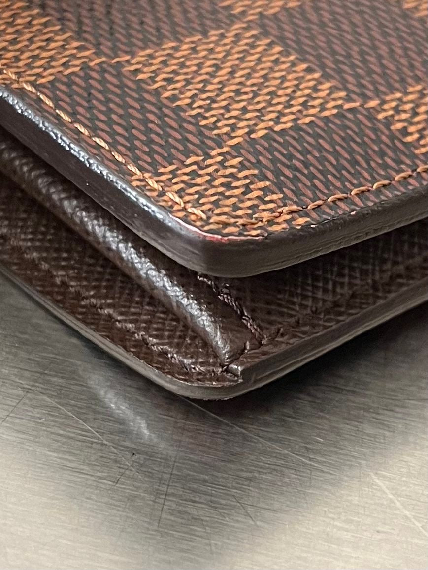 Louis Vuitton Brazza Damier