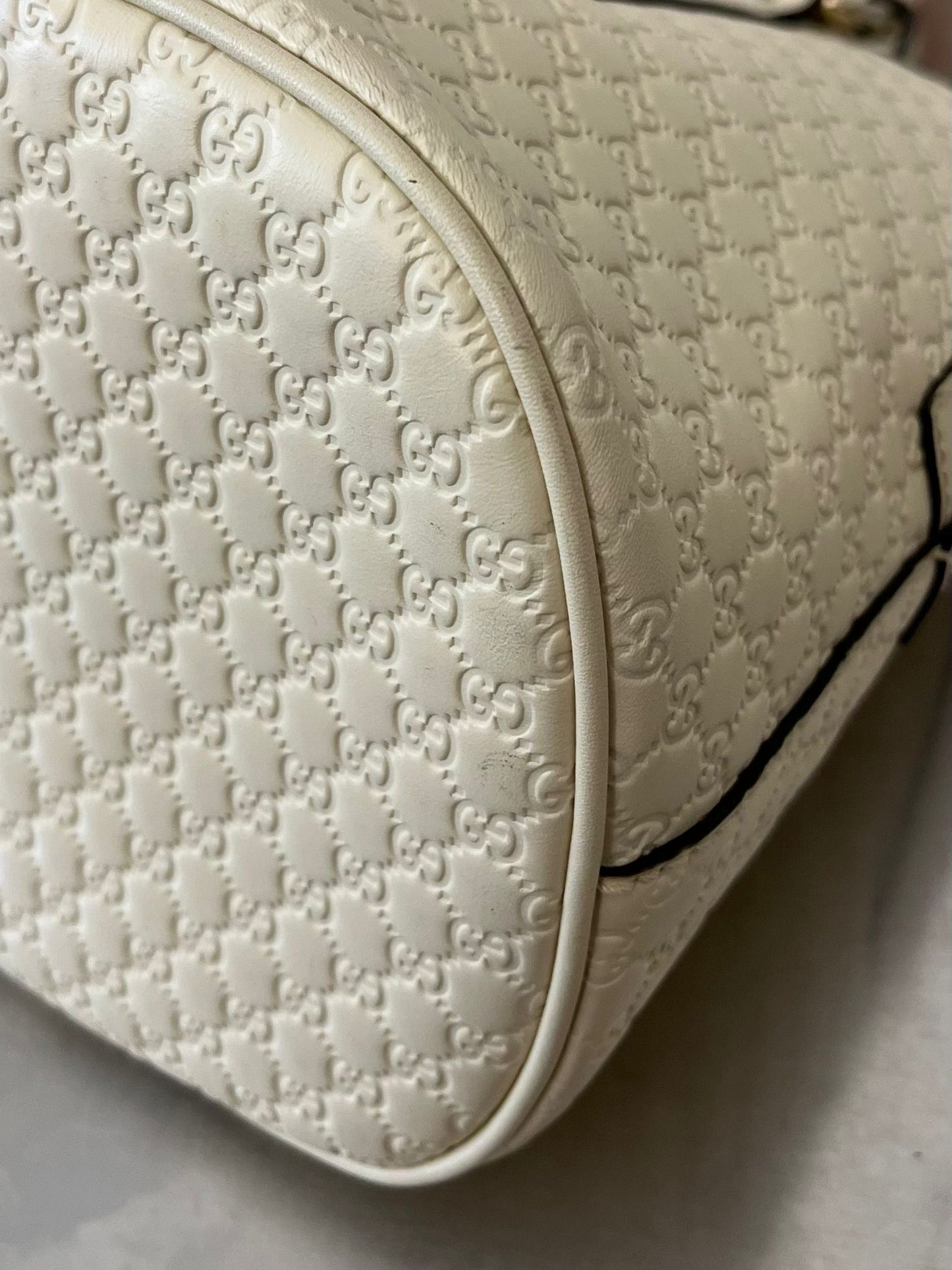 Gucci Micro Guccissima