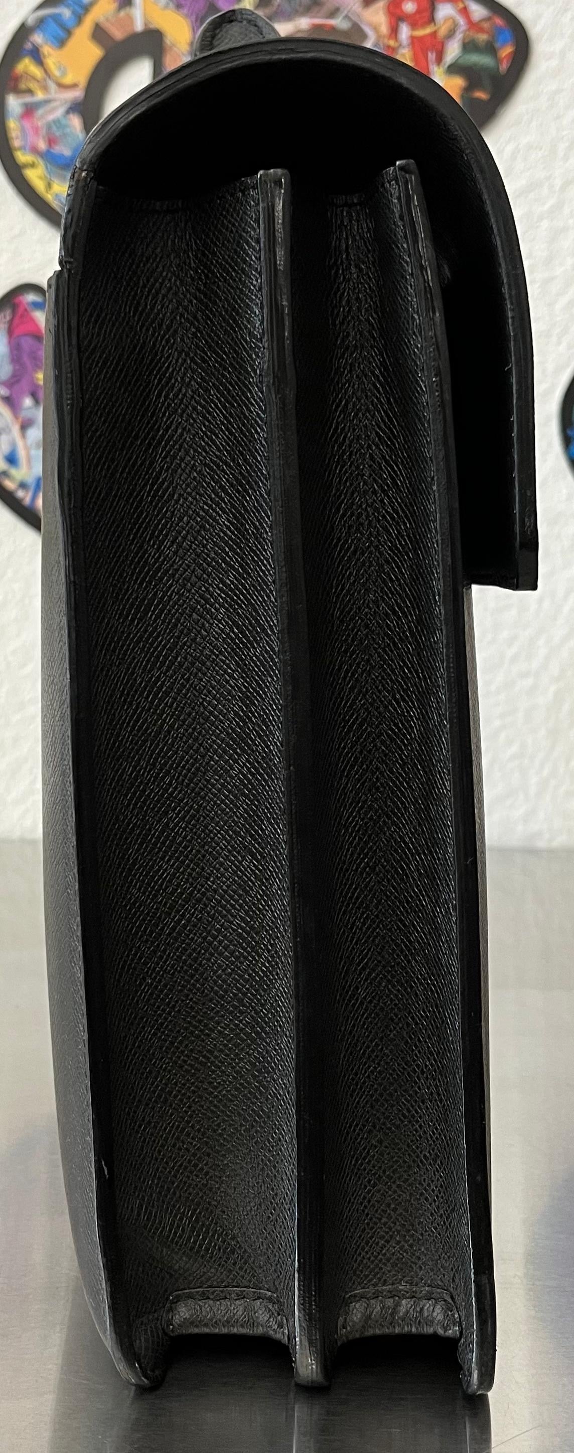 Louis Vuitton Neo Robusto 2 Taiga