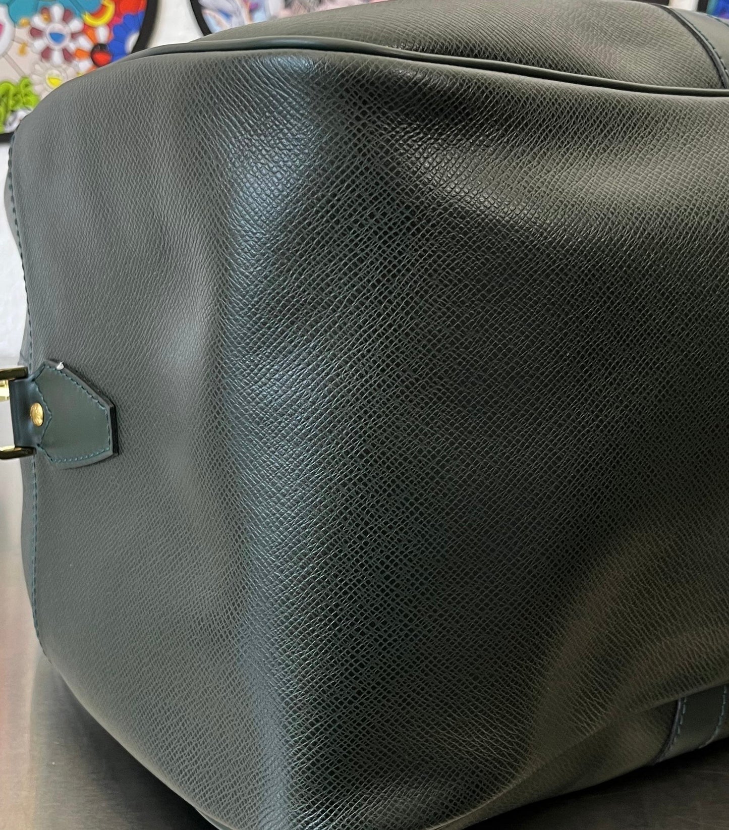 Louis Vuitton Kendall PM Taiga Leder