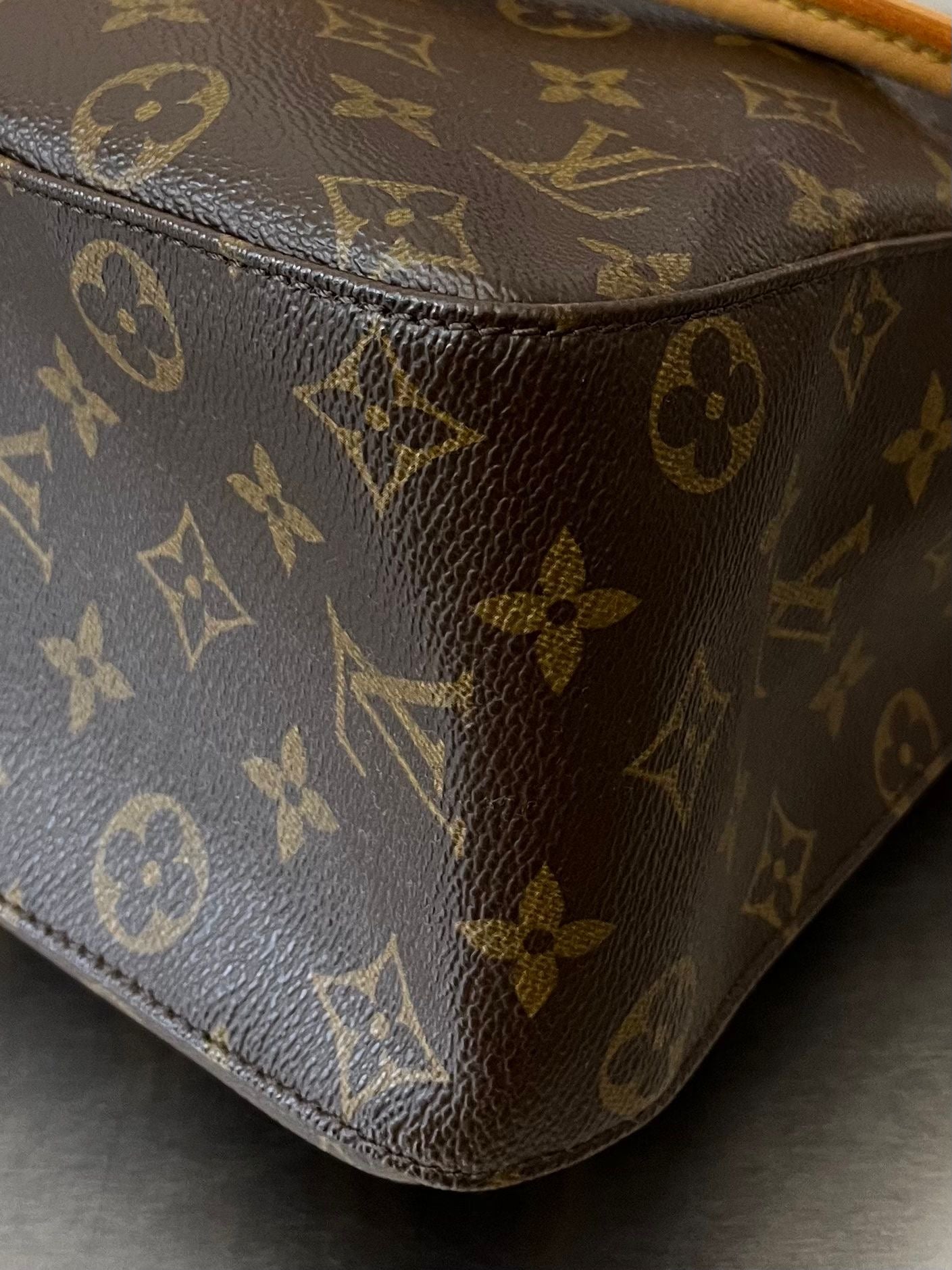 Louis Vuitton Looping GM