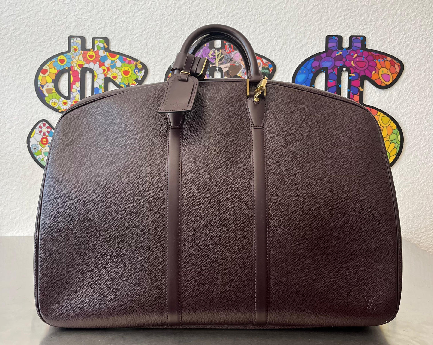 Louis Vuitton Helanga Taiga