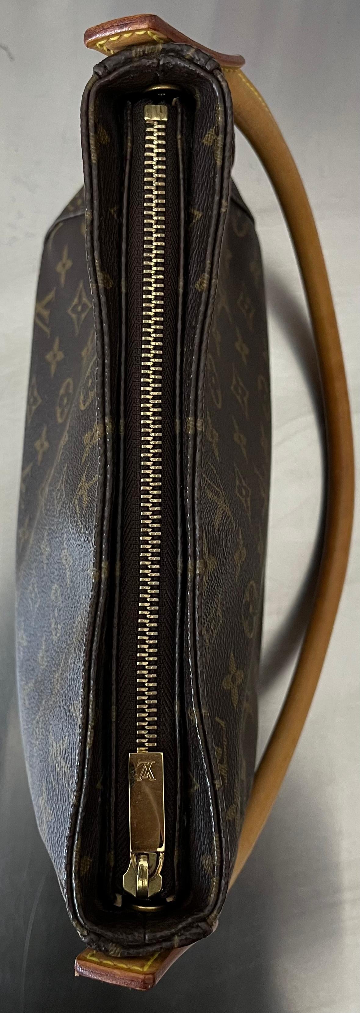 Louis Vuitton Looping MM