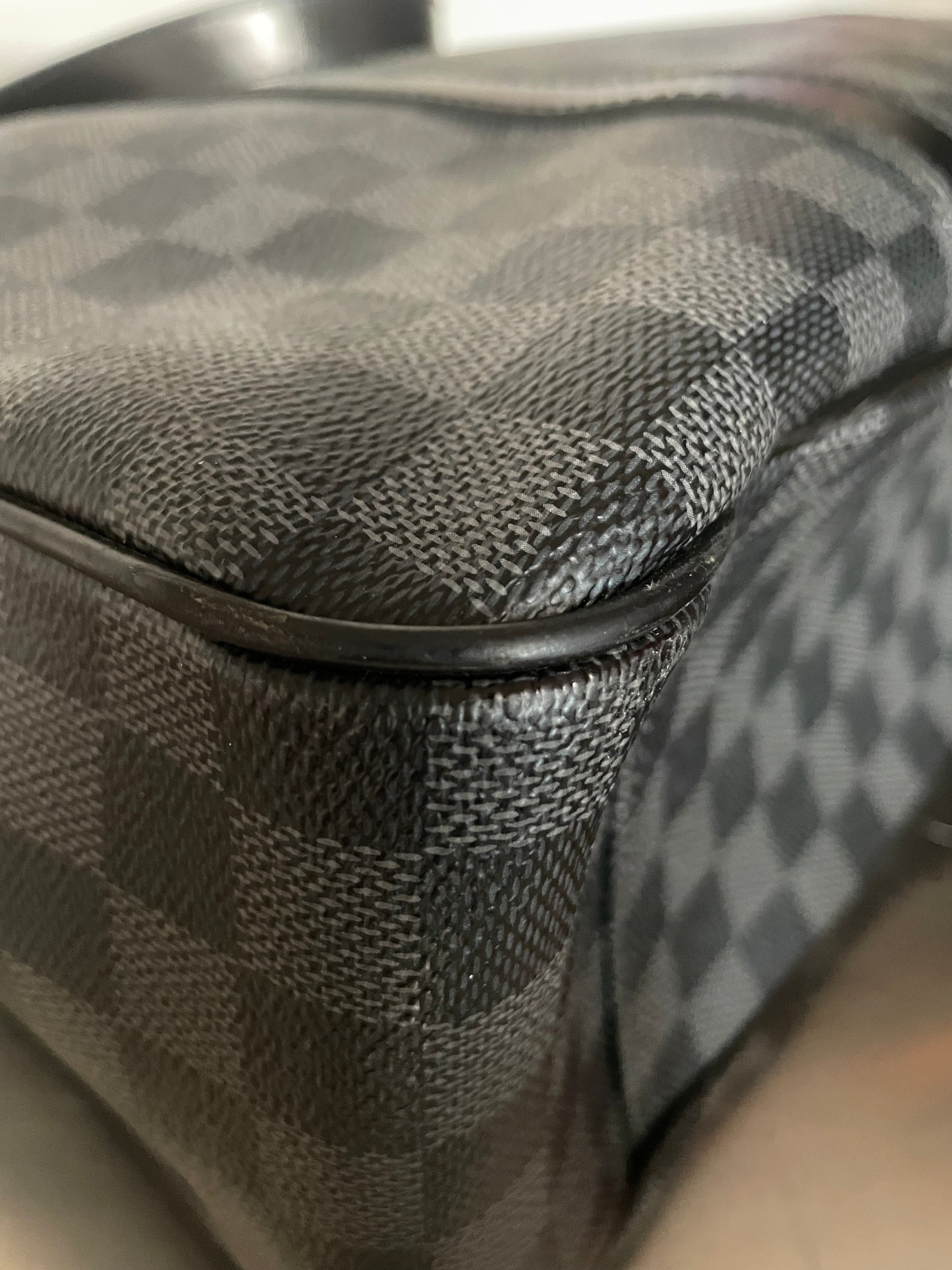 Louis Vuitton Tadao Damier