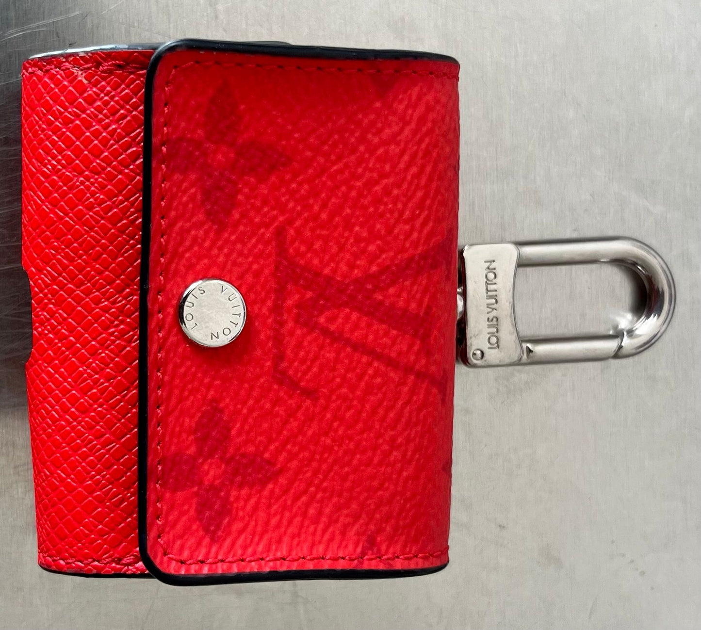Louis Vuitton Taigarama AirPods Pro Hülle