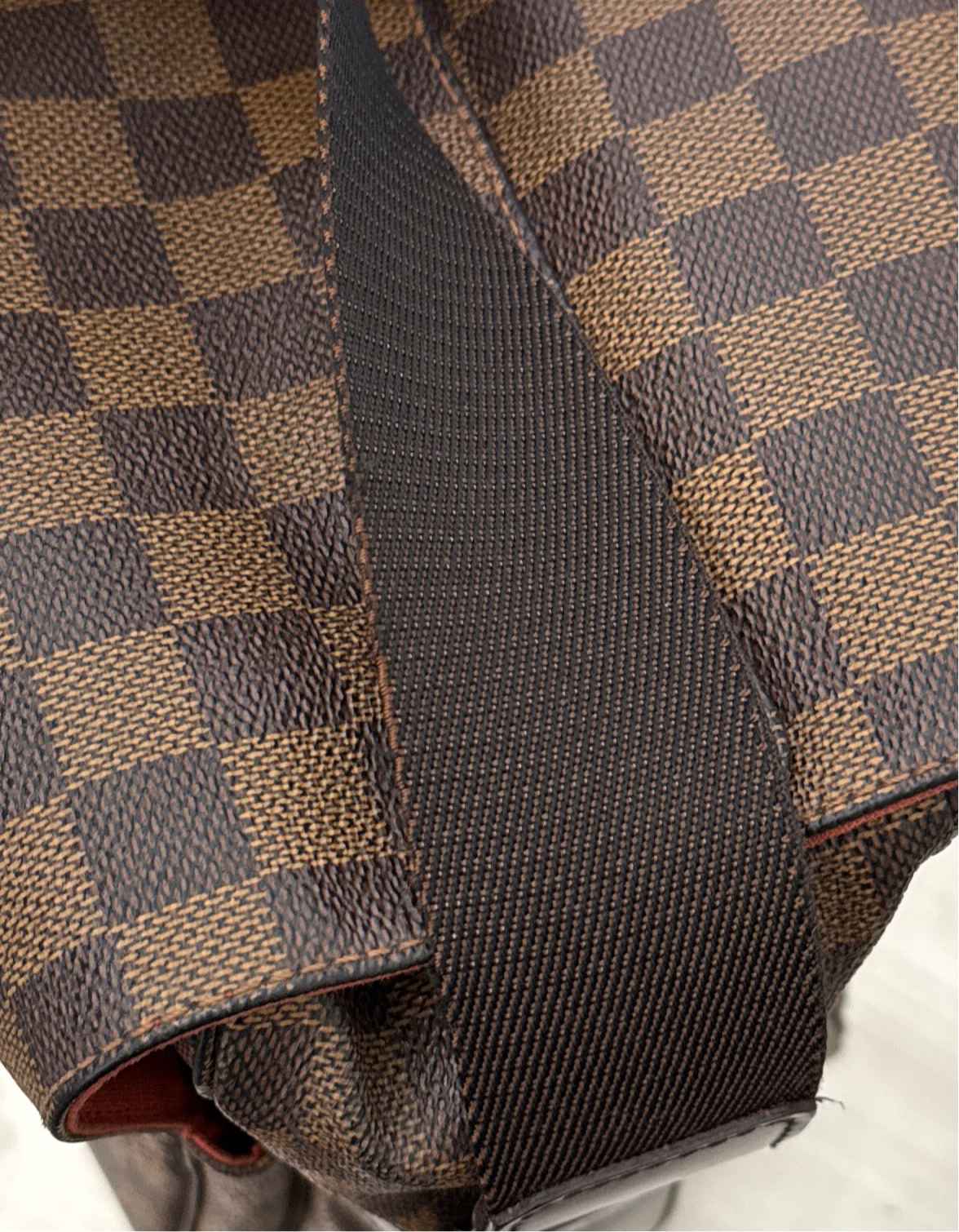 Louis Vuitton Naviglio Messenger
