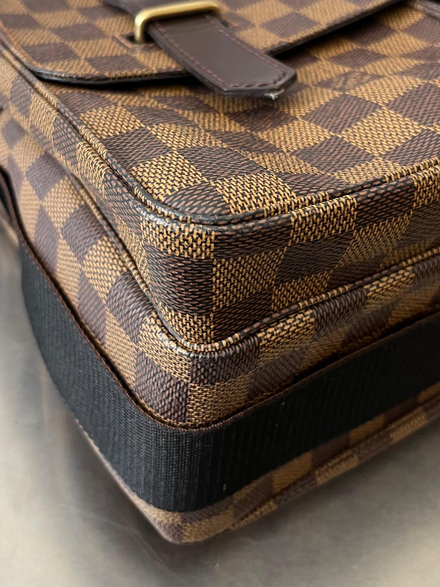 Louis Vuitton Broadway