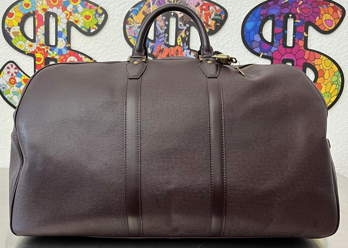 Louis Vuitton Kendall GM Taiga Leder