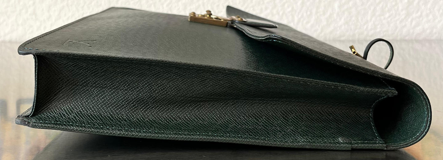 Louis Vuitton Serviette Kourad