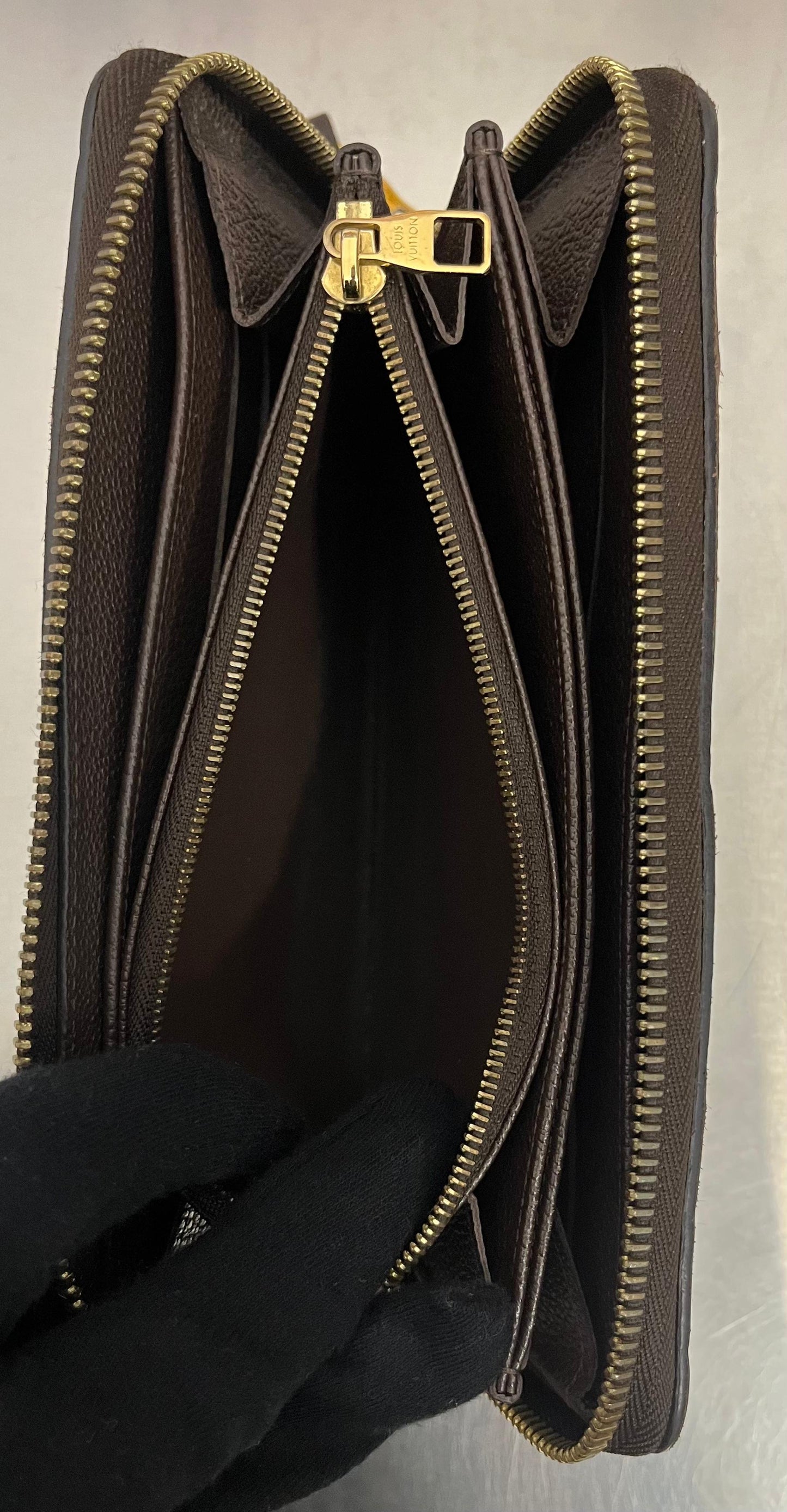 Louis Vuitton Zippy Monogram Empreinte