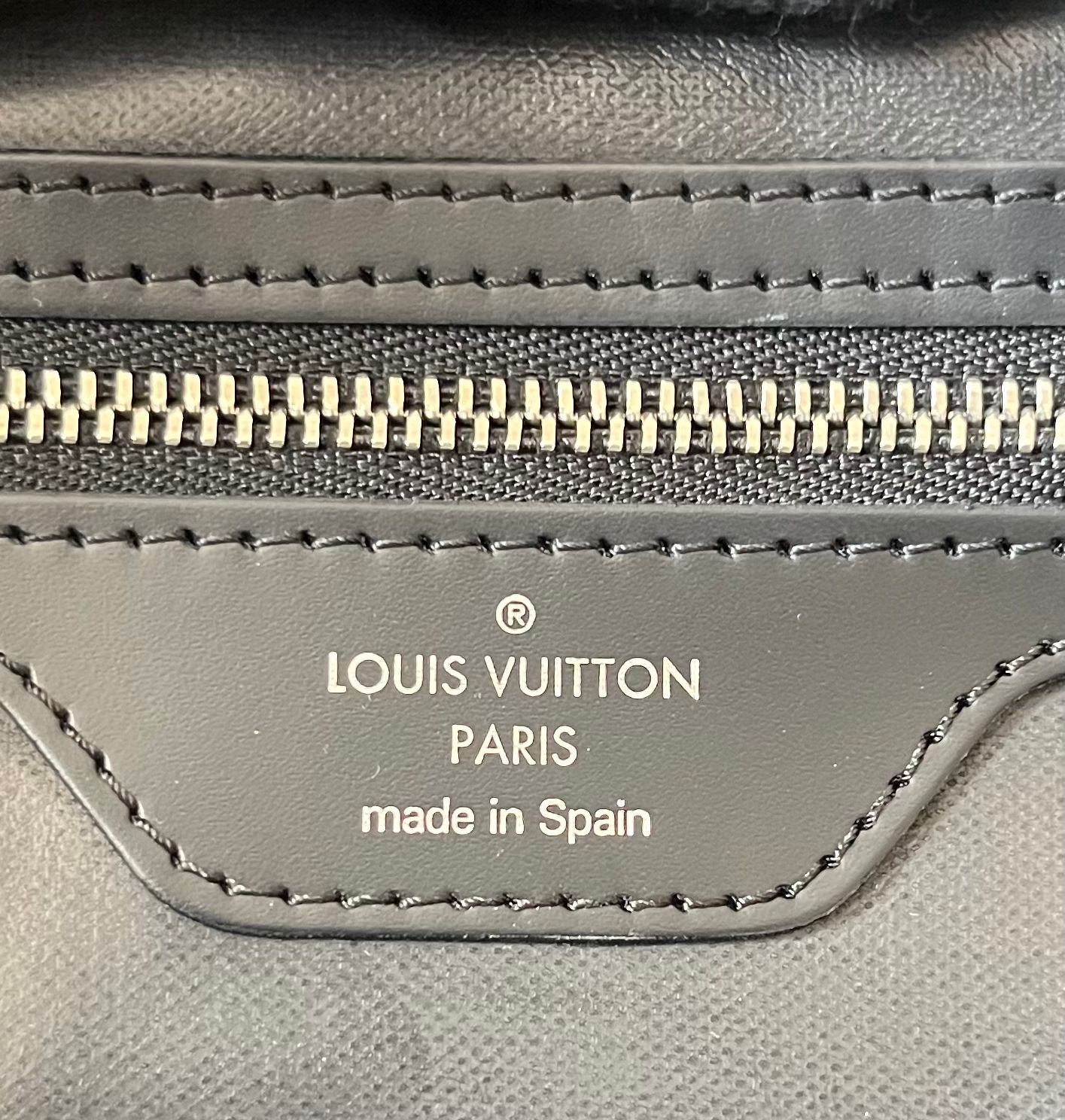 Louis Vuitton Kulturtasche