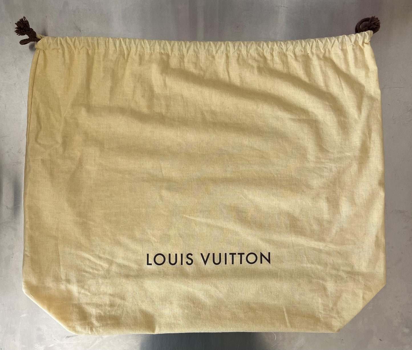 Louis Vuitton Greenwich PM