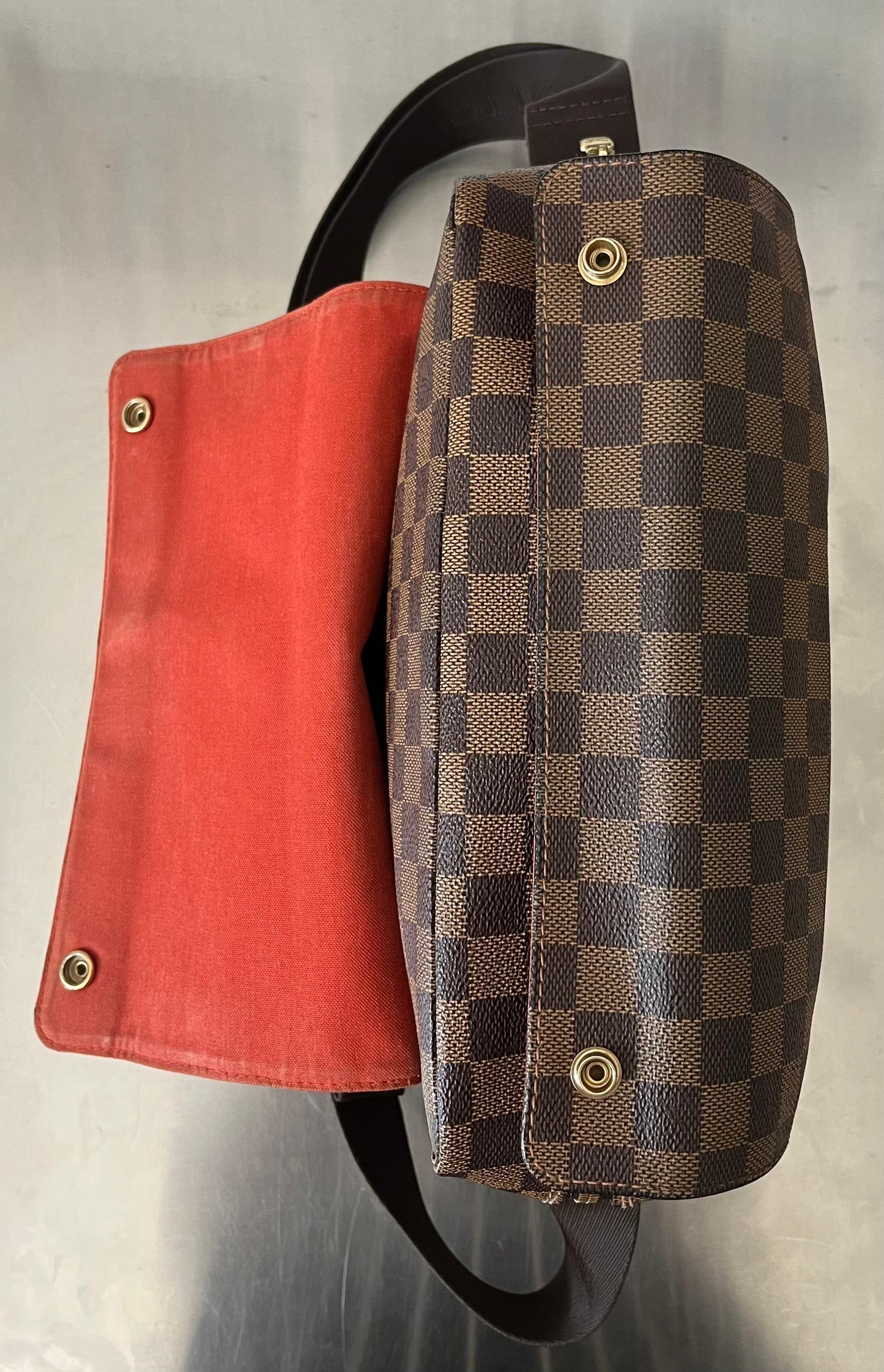 Louis Vuitton Naviglio Messenger