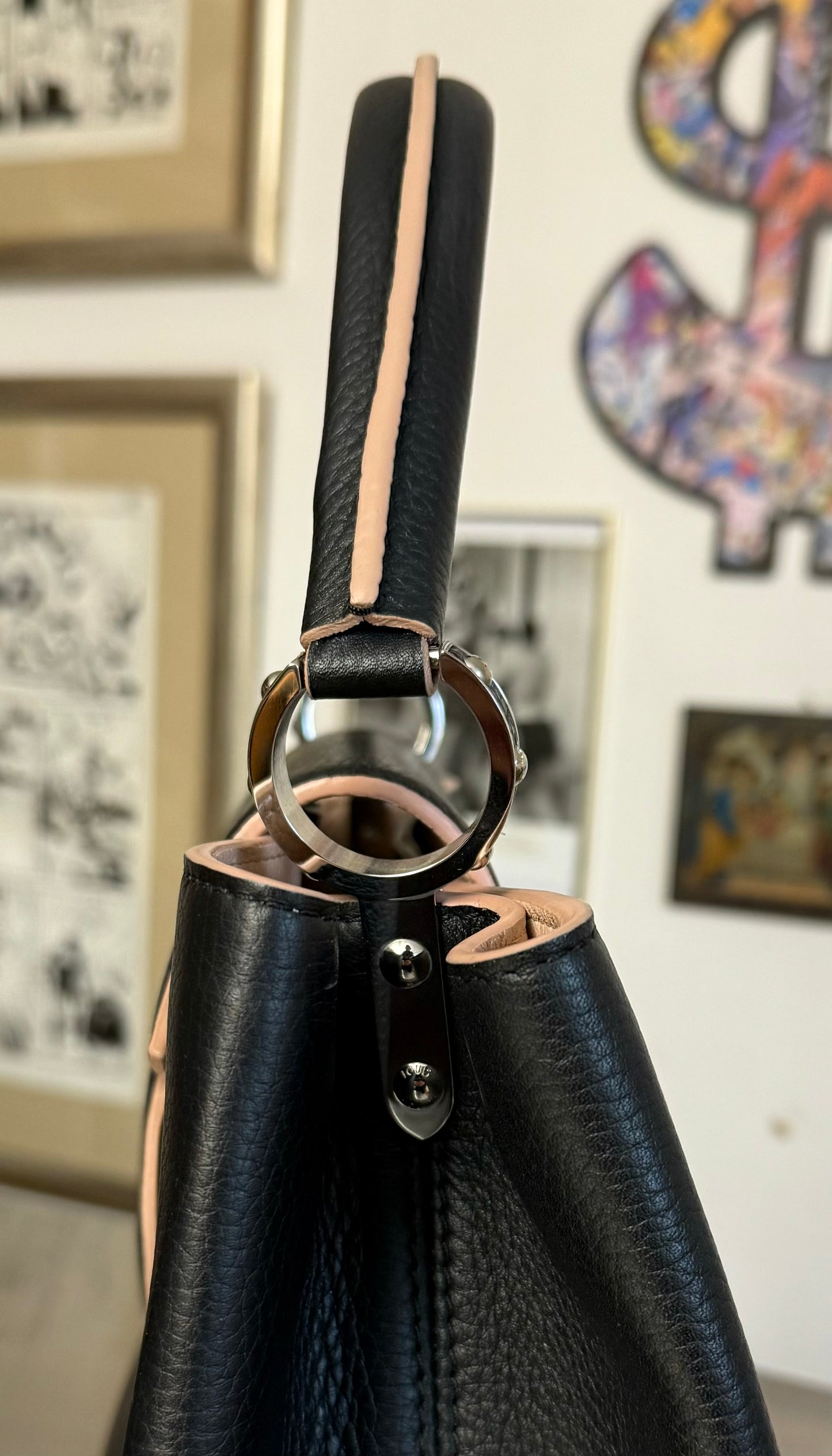 Louis Vuitton Capucines MM