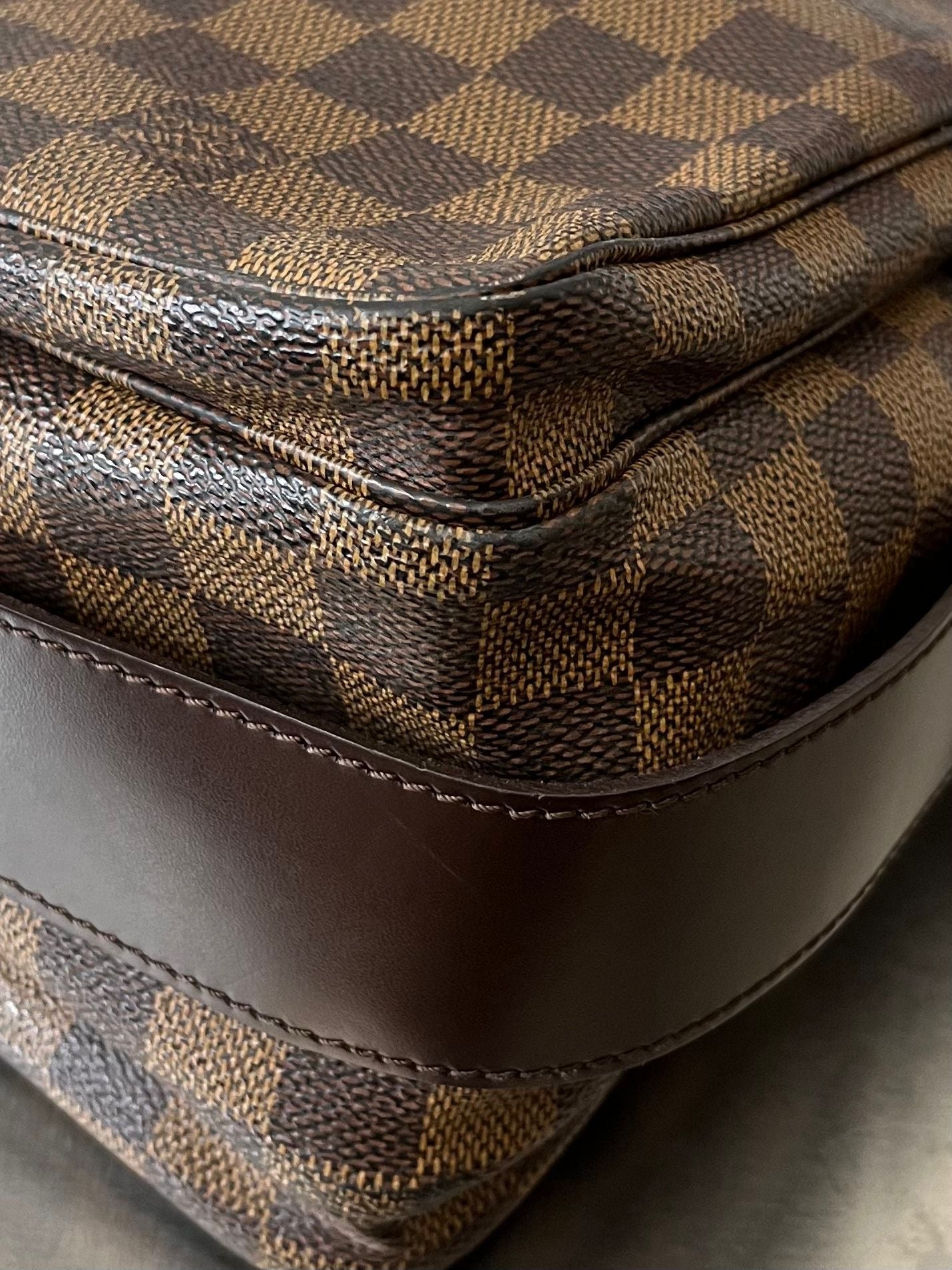 Louis Vuitton Naviglio Messenger