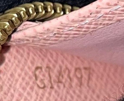 Louis Vuitton Zippy Damier