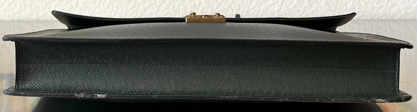 Louis Vuitton Serviette Kourad