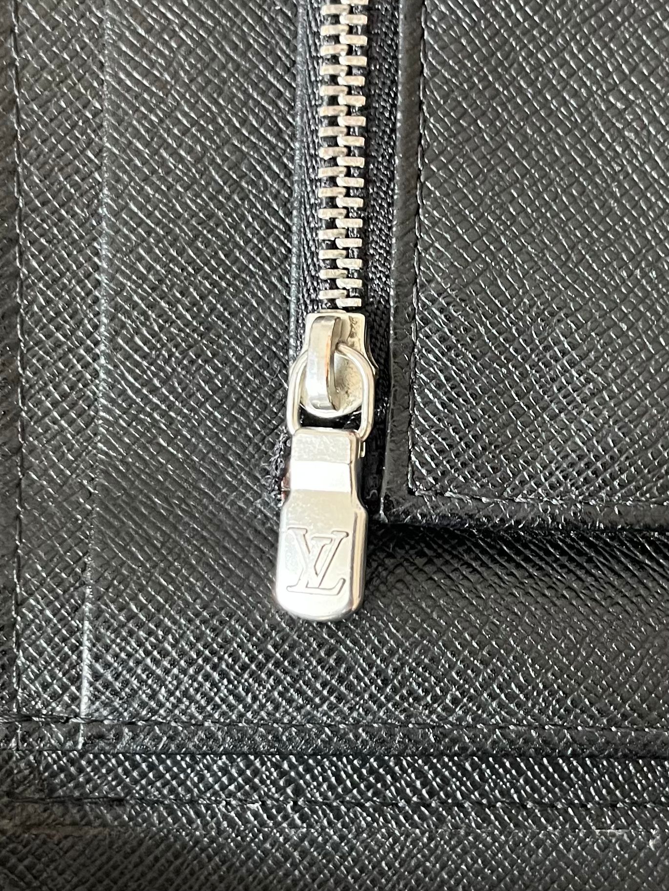 Louis Vuitton Atoll Organizer Taiga