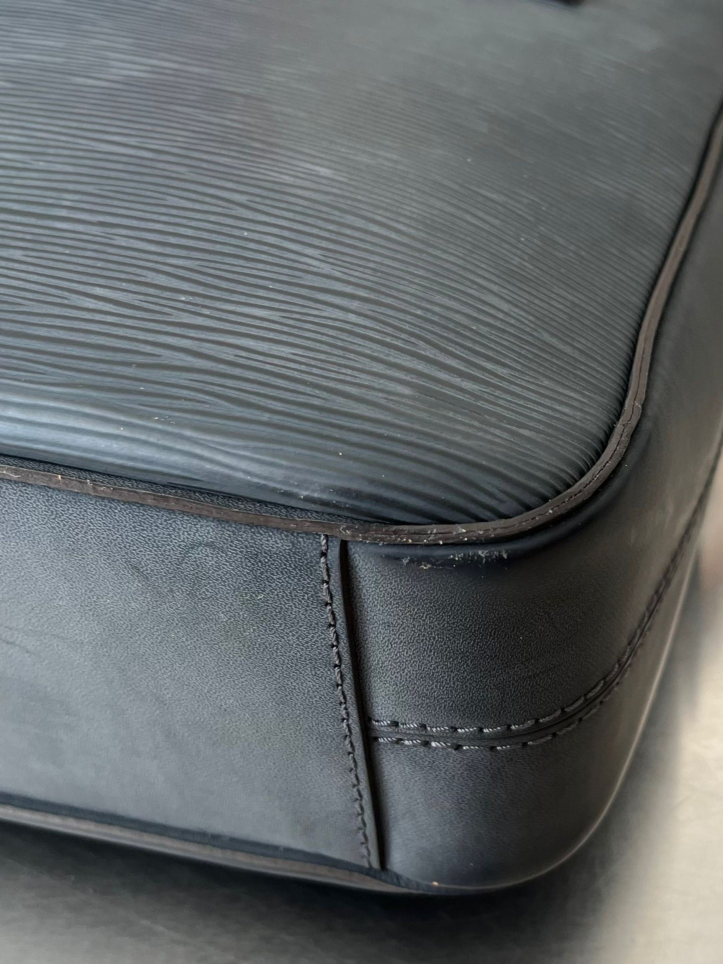 Louis Vuitton Porte-Documents Epi
