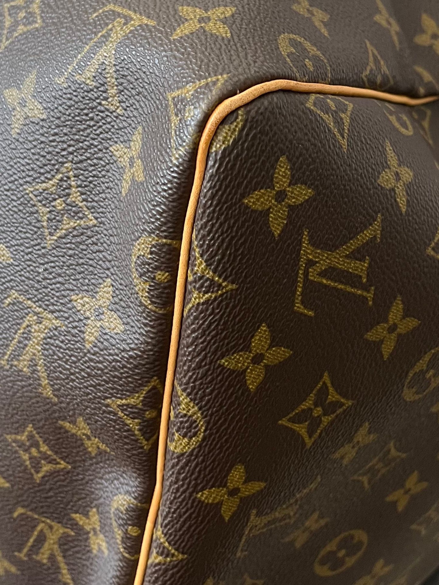 Louis Vuitton Keepall 55
