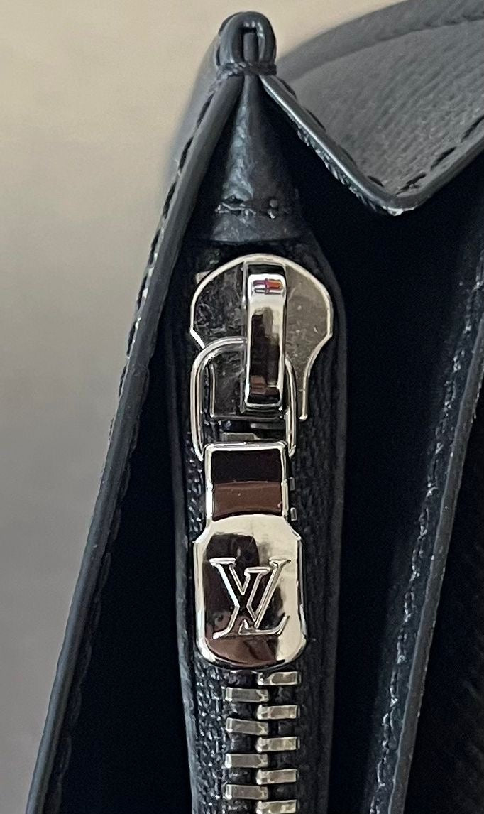 Louis Vuitton Brazza Monogram Eclipse