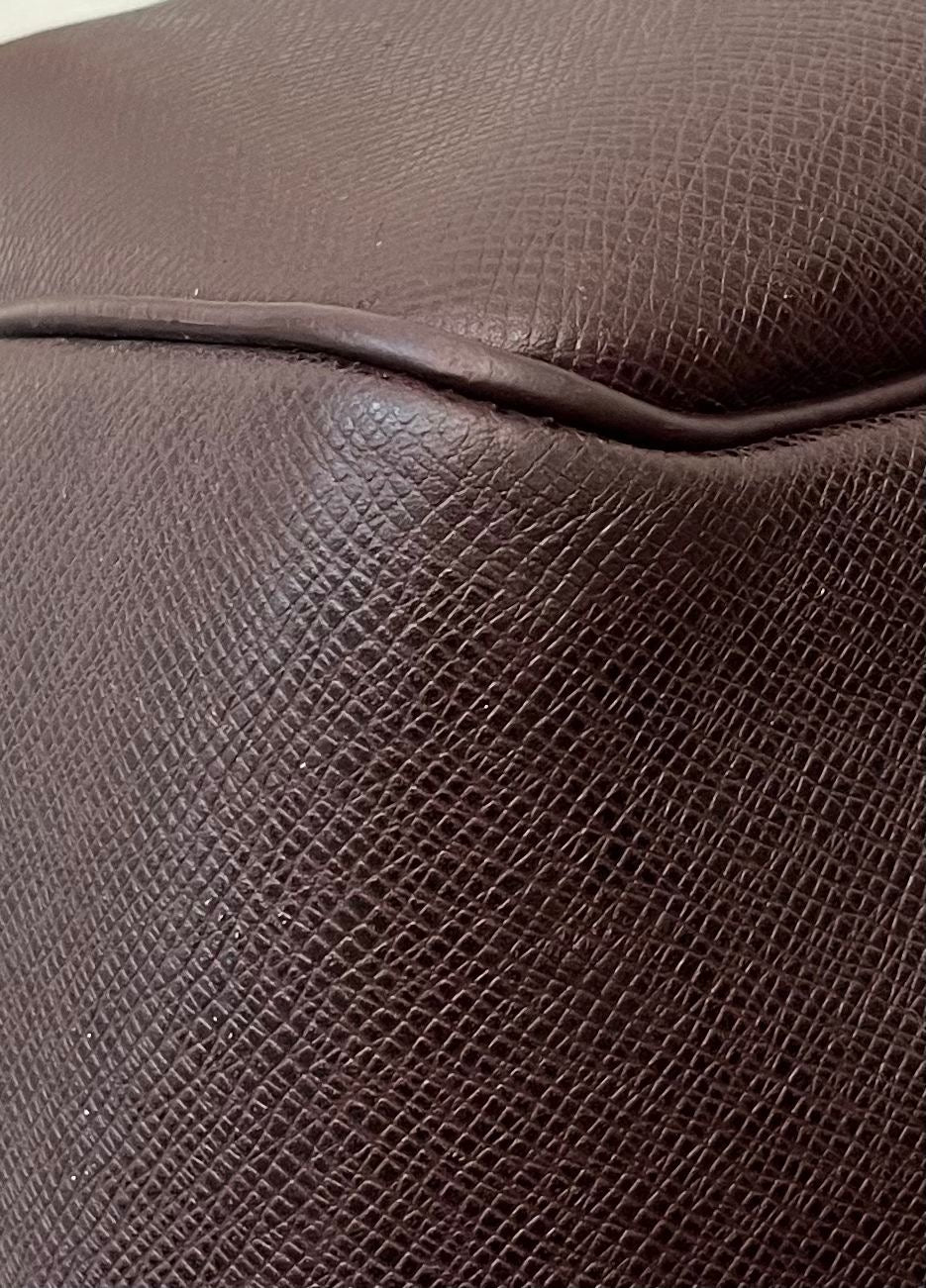 Louis Vuitton Kendall GM Taiga Leder