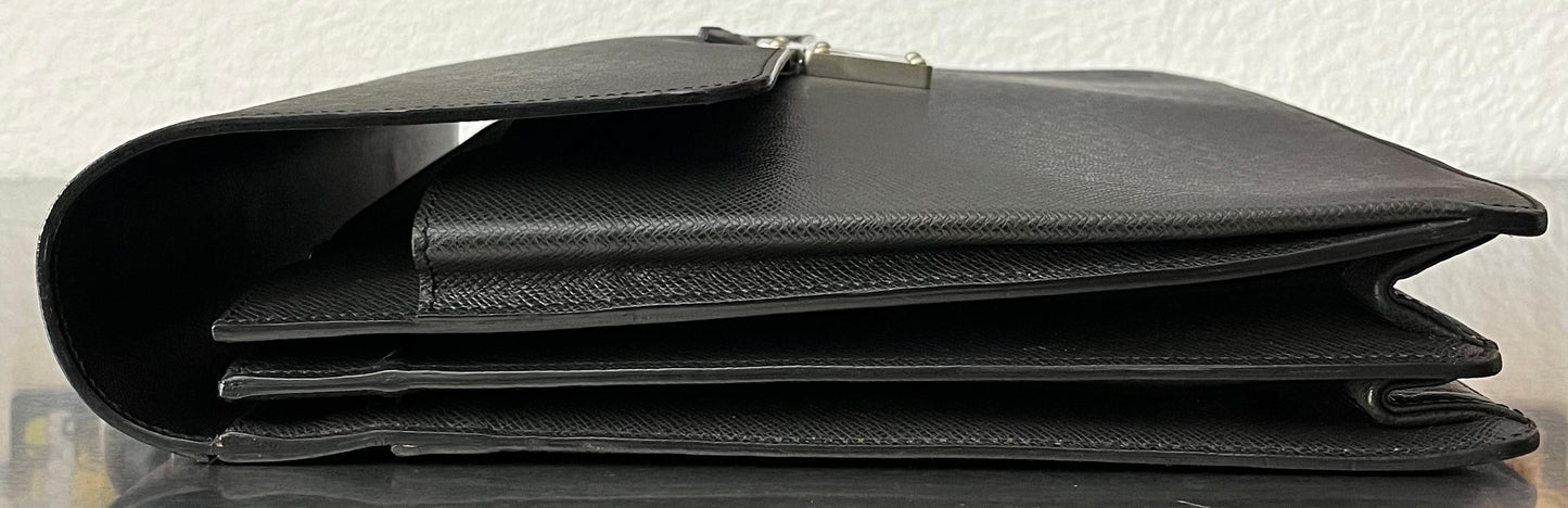Louis Vuitton Robusto 2 Taiga